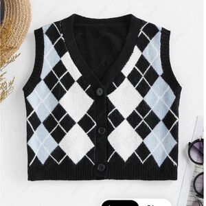 NWT Zaful Black and White Argyle Vest with Blue Accents - size 8